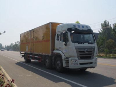 江特牌JDF5230XQYZ5型爆破器材運(yùn)輸車(chē)