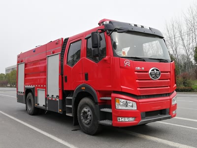 國六解放泡沫消防車(8噸)